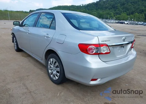 2013 Toyota Corolla Le z USA, uszkodzony, nr VIN 2T1BU4EE2DC036647